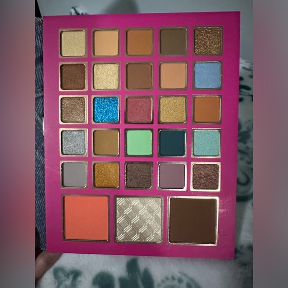 COPY - BELLAPIERRE COSMETICS EYE AND FACE BOOK 90’S GLAM - BRAND NEW! - Picture 5 of 9